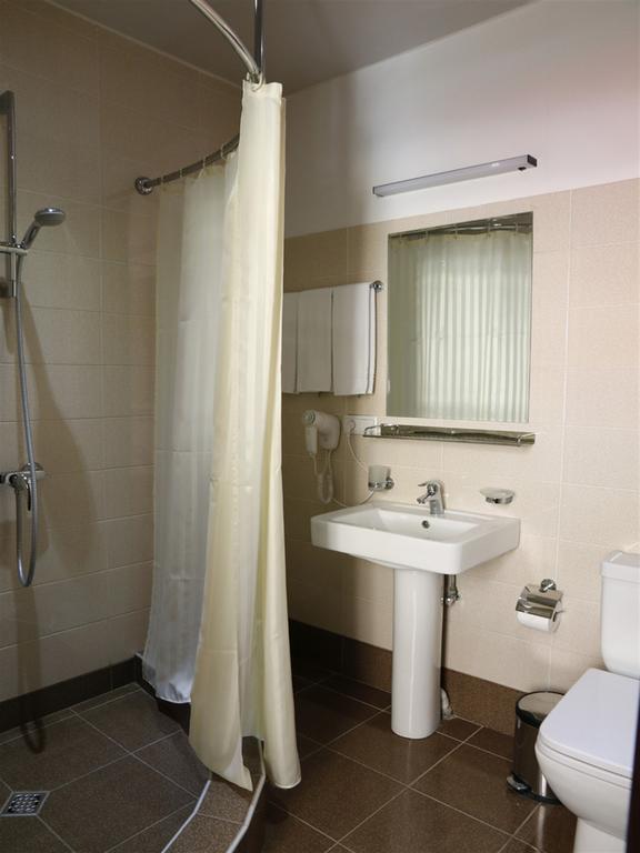 Hotel Club-2100 Gudauri Cameră foto